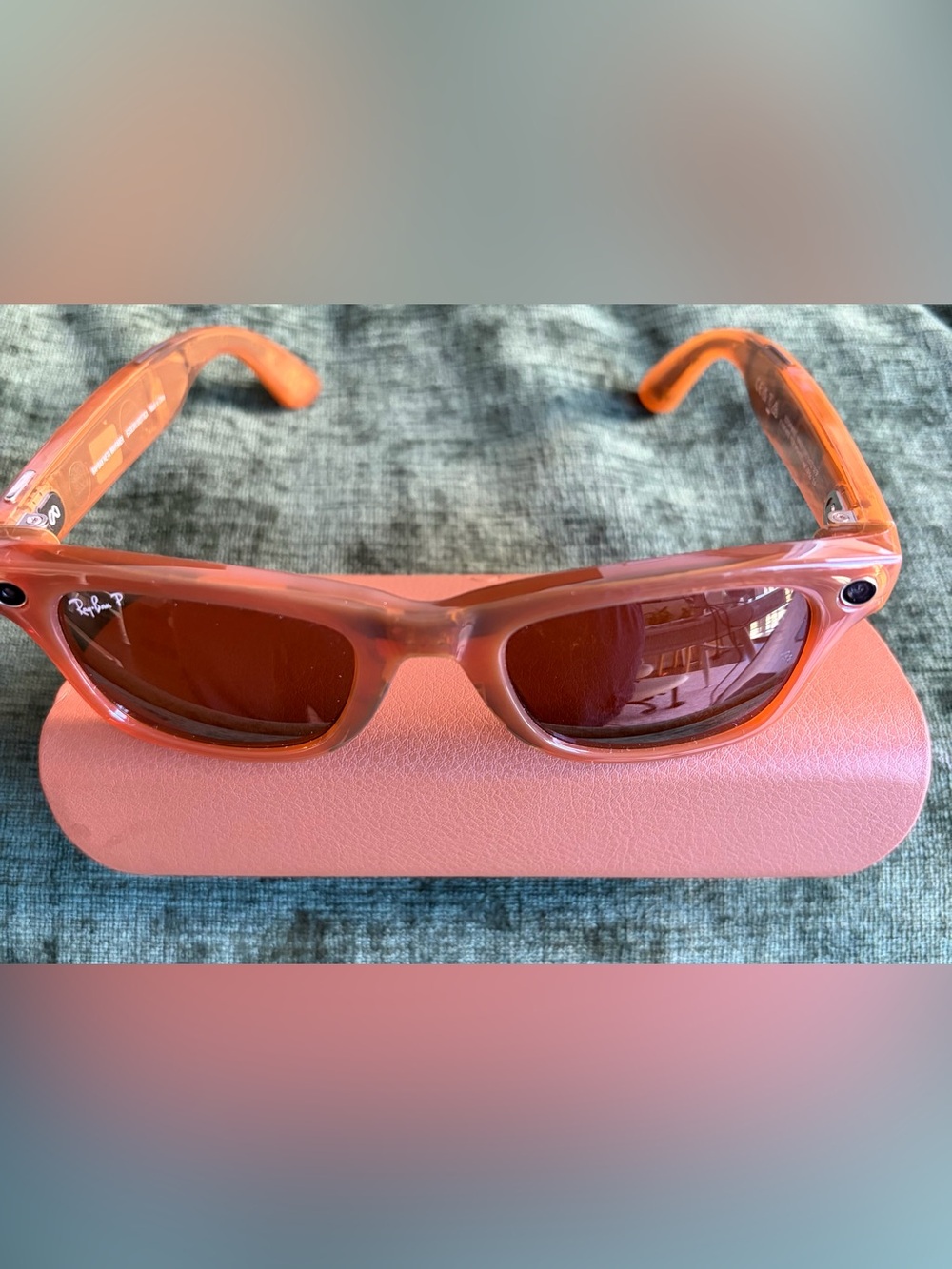 Ray-Ban Meta Smart Sunglasses Women's Bluetooth Sunglasses
